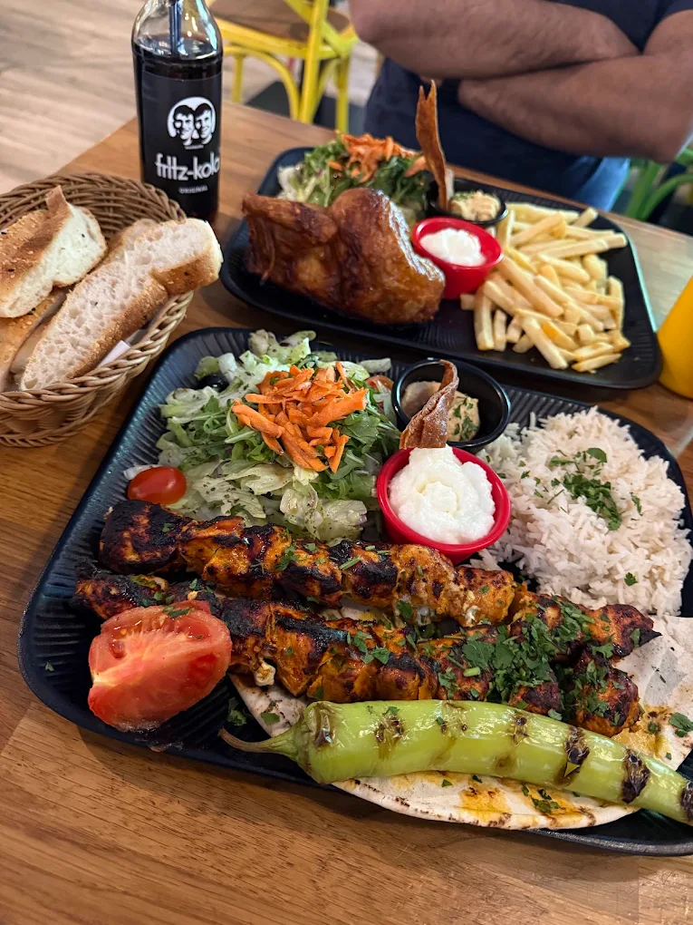 Gästefoto Chicken Club Berlin