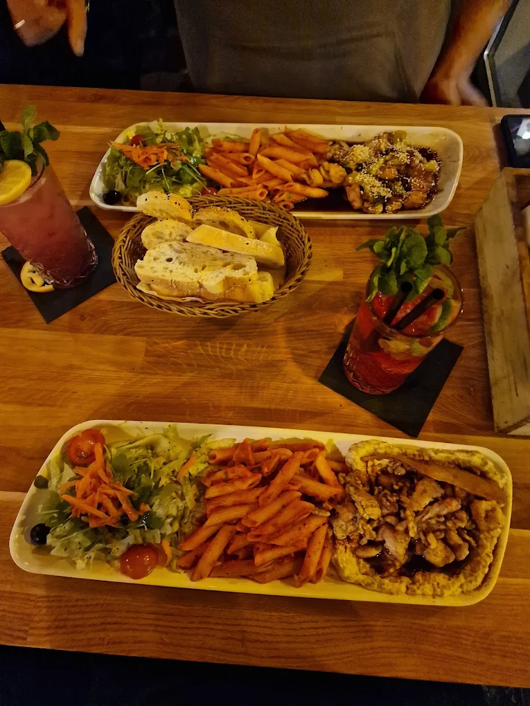 Gästefoto Chicken Club Berlin
